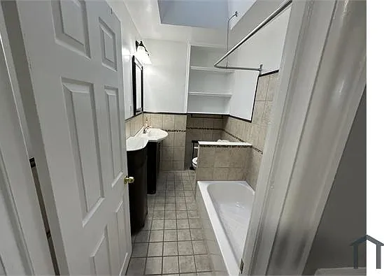 241 W Champlost St #1 — Photo 14