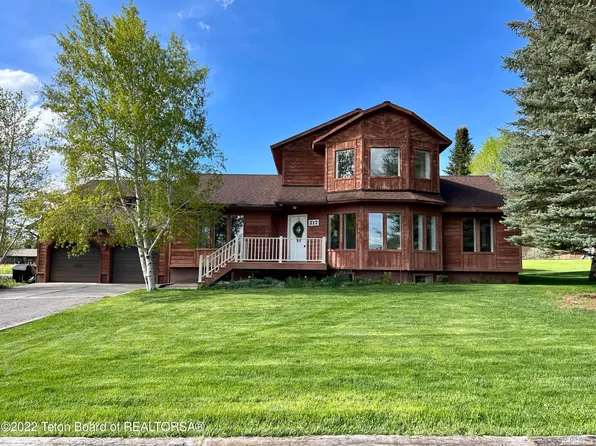 217 E 9th Ave, Afton, WY 83110