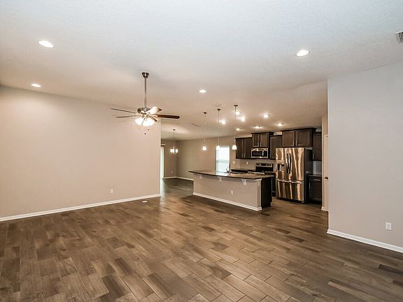 4th image of 12551 Itani Way