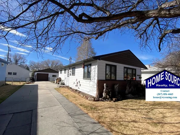 1111 E Park Ave, Riverton, WY 82501