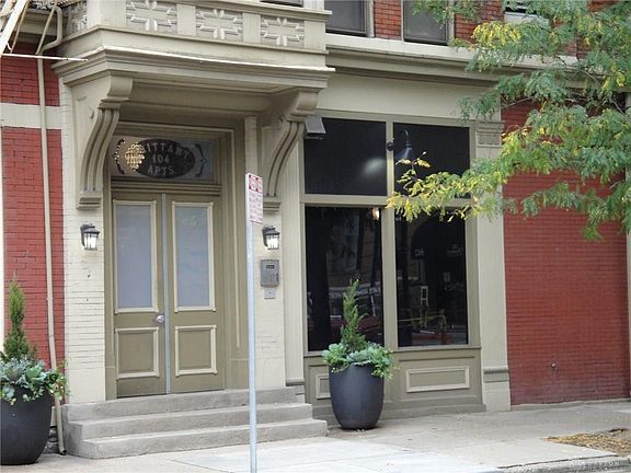 2nd image of 104 W 9th St Unit 5B