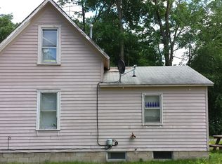 6584 Cedar St, North Branch, MN 55056
