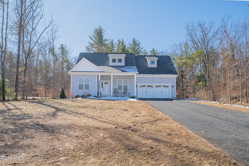 2nd image of 29 Creekside Drive