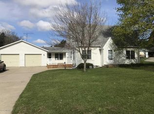 9565 N Six Lakes Rd, Six Lakes, MI 48886