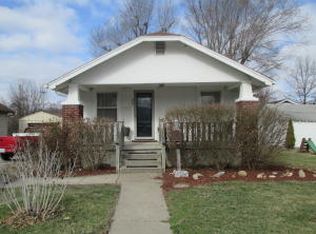 647 N English Ave, Marshall, MO 65340