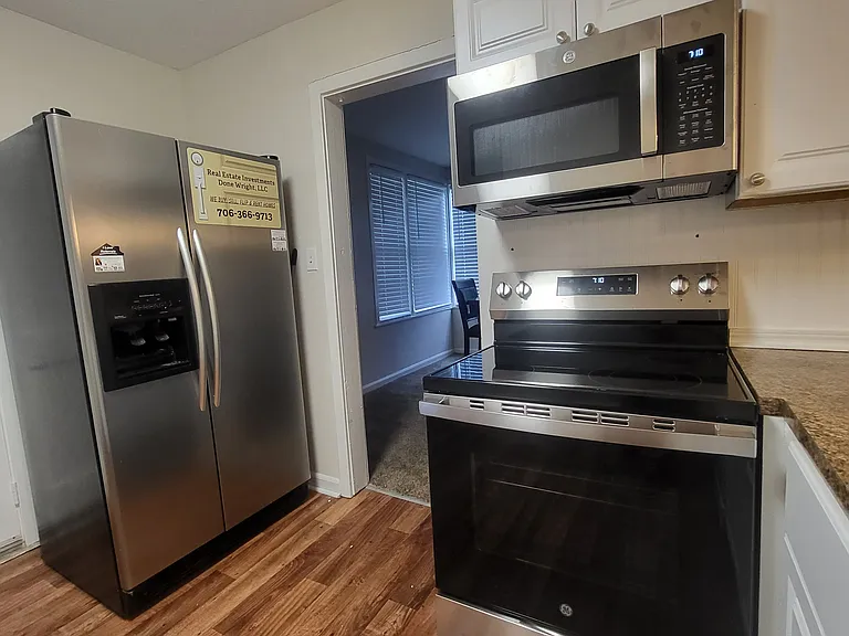 4015 Lakewood Dr — Photo 20