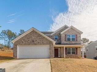 1162 Pebble Ridge Dr, Hampton, GA 30228