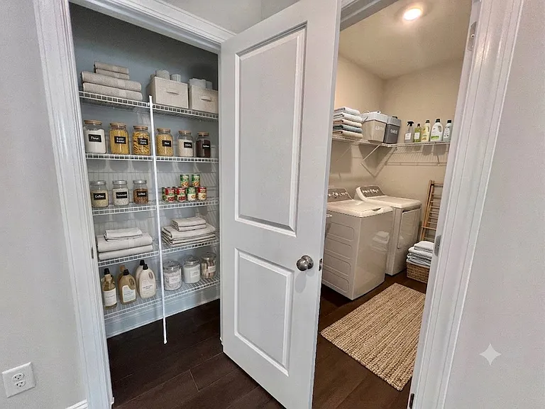 3209 Delmar Dr — Photo 36