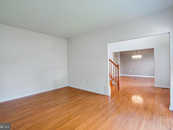 5th image of 6122 Salisbury Dr