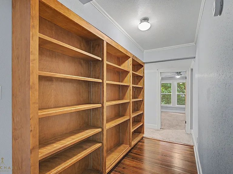 420 Forest Ave — Photo 26