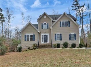5775 Deerpath Dr, New Kent, VA 23124