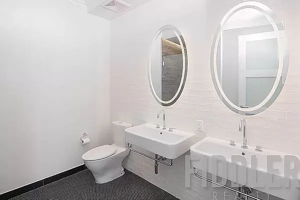 Rented by The KCI Group | media 41