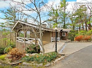 160 Rhododendron Ln, Blowing Rock, NC 28605