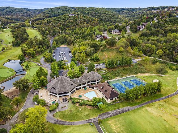4th image of 1001 Golf Drive #1
