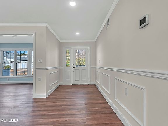 3rd image of 638C Finchley Court