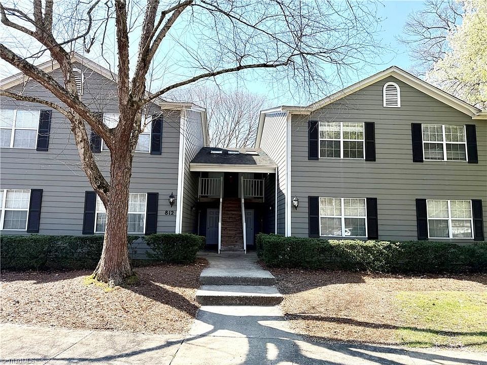 1st image of 812 Ashebrook Dr APT D