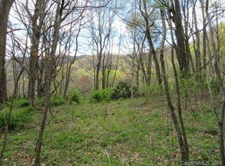 31 Triple Creek Dr, Clyde, NC 28721