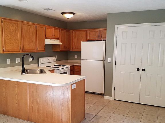 4th image of 419 Dabney Dr