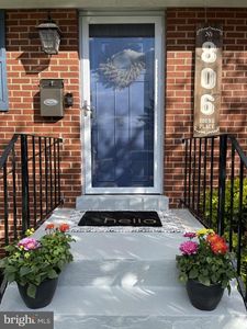 806 Young Pl, Frederick, MD, 21702