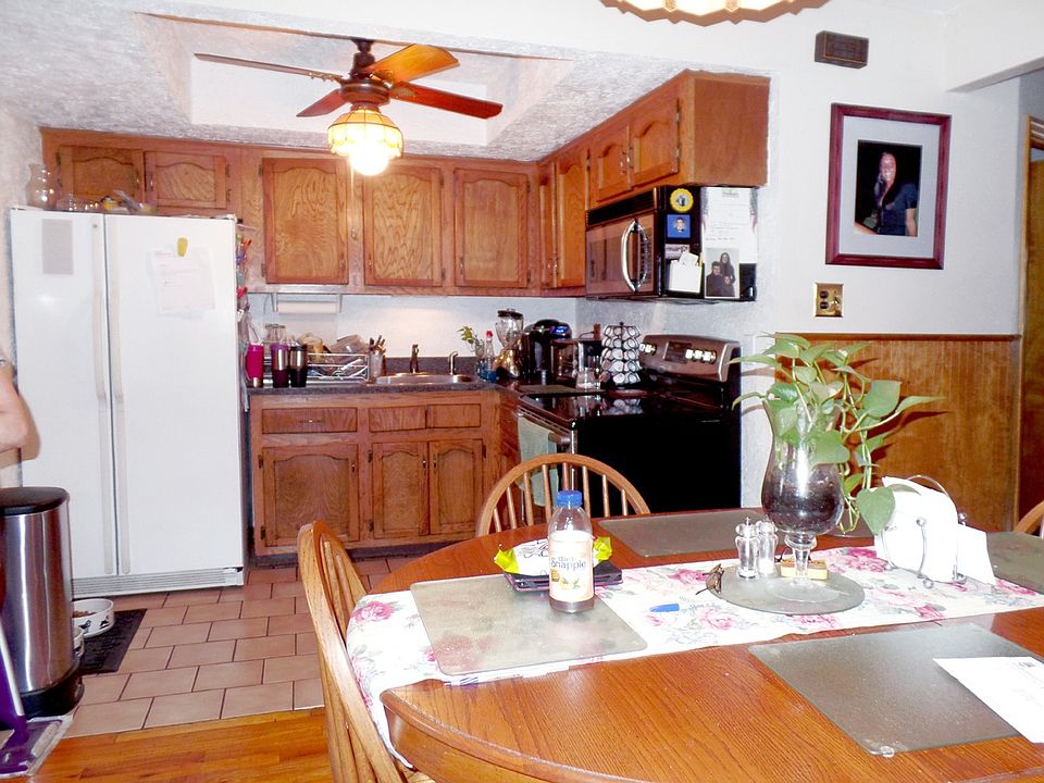 1st image of 3940 E Tremont Ave #1