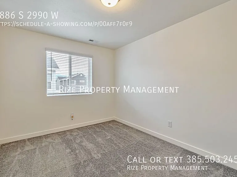 3886 S 2990 W — Photo 14
