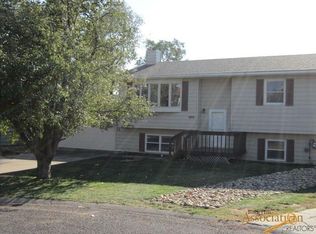 109 Wren Ct, Box Elder, SD 57719