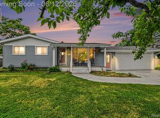 3474 Bilsky St, Burton, MI 48519