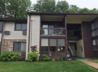 154 Cross Slope Ct UNIT B, Manalapan, NJ