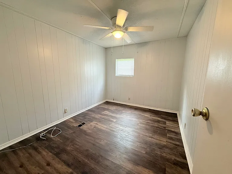 2596 Eddie Rd — Photo 9
