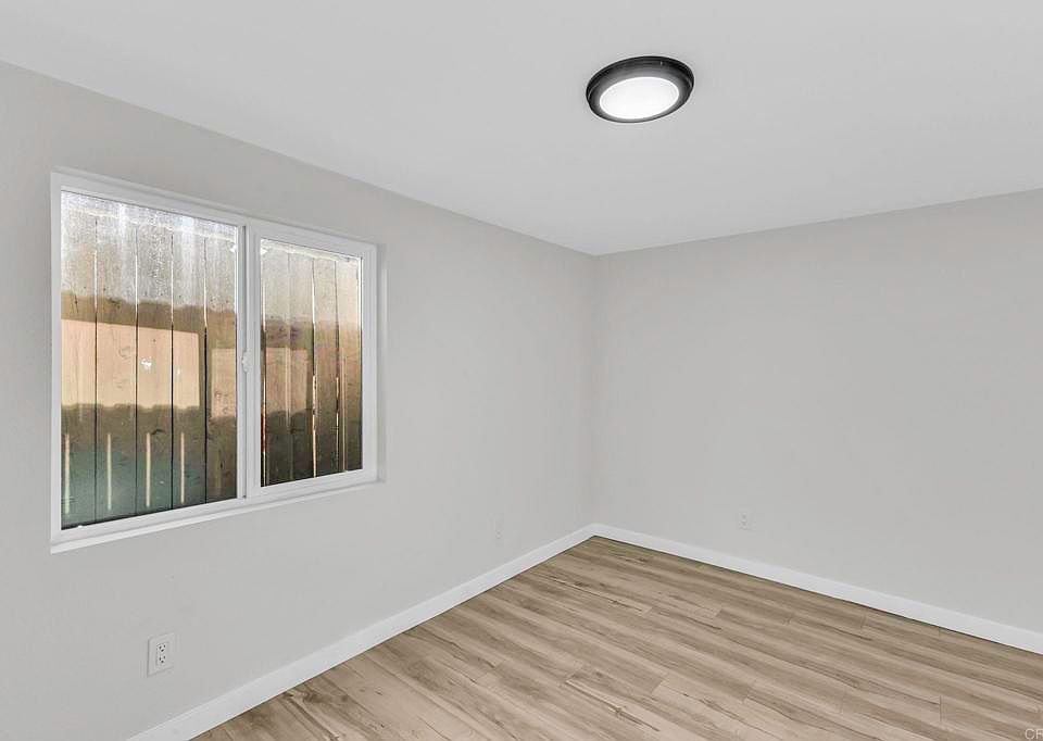 1st image of 2029 E Ave #2029