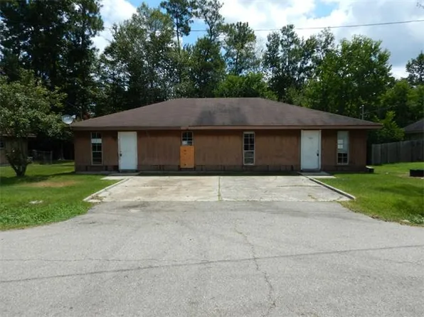 1426 Hickory St, Slidell, LA 70460