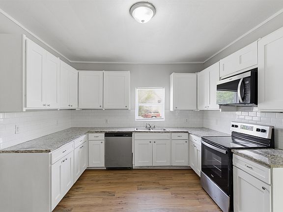 5th image of 814 N Walnut St