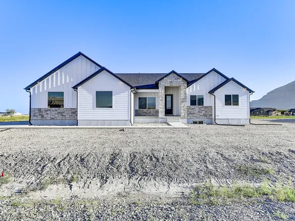 523 E Hetfield Dr #103, Grantsville, UT 84029