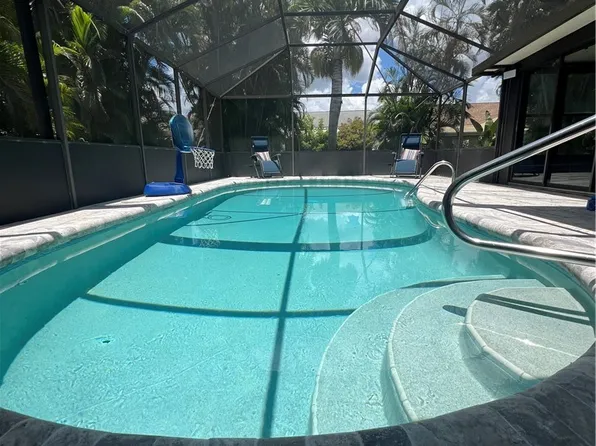 13226 Winsford Ln, Fort Myers, FL 33966