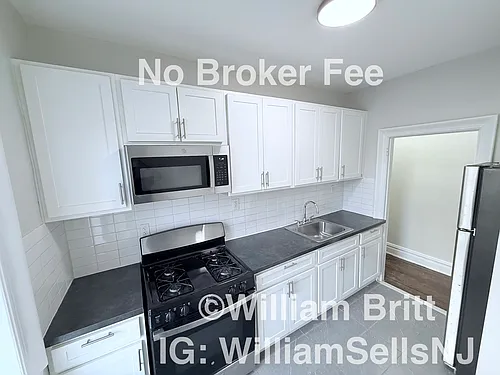 18-20 Kensington Ave #1B Photo 1