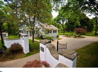 674 Richards Rd, Wayne, PA 19087