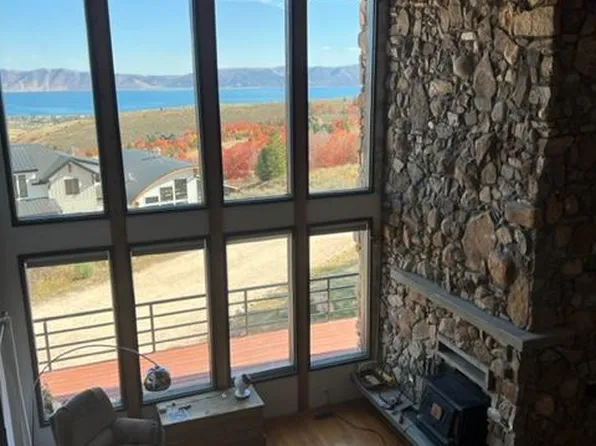 848 Lakeview Dr, Garden City, UT 84028