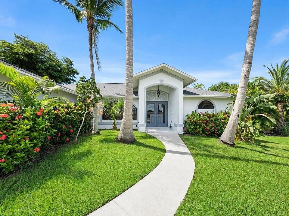 1st image of 8896 Bracken Way