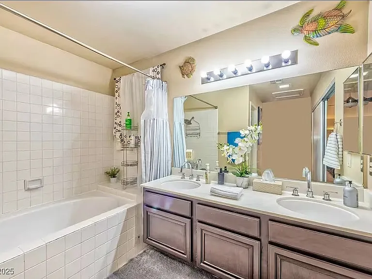 4823 Illustrious St — Photo 25