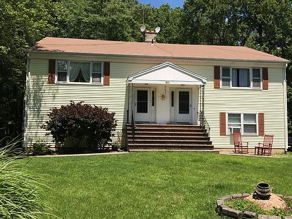 Front (left side is for rent)