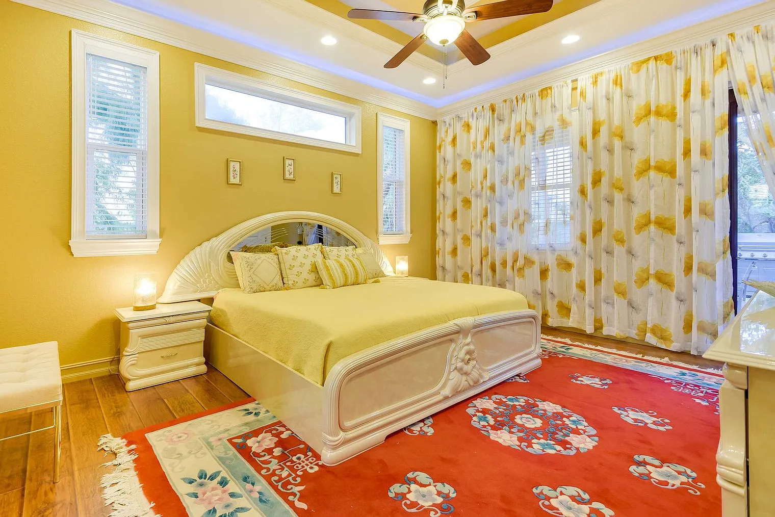 3 bed, 2.0 bath, 2249 sqft, $5,547 — Photo 3