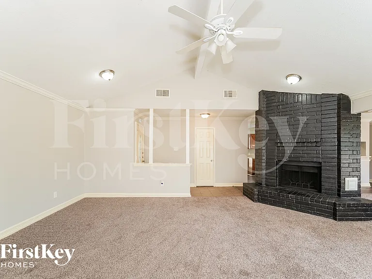 6615 Navidad Rd — Photo 4