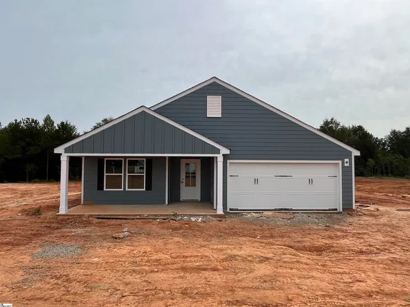 104 Henderson Rd, Gray Court, SC 29645