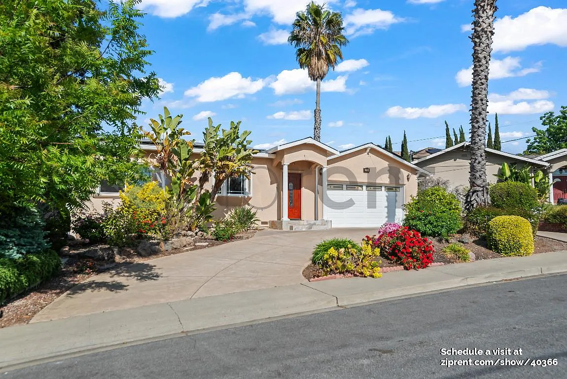 Building Photo - 41954 Benbow Dr