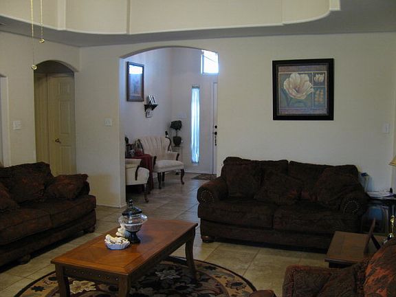 3rd image of 2846 Seville Blvd