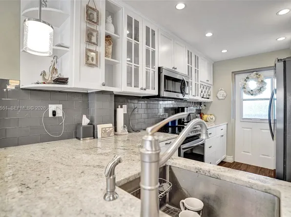 1301 E Hillsboro Blvd APT 307, Deerfield Beach, FL 33441