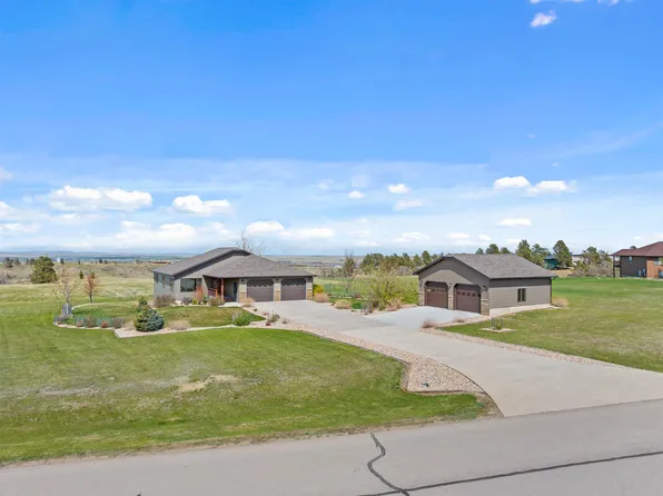 19228 Hat Ranch Dr, Belle Fourche, SD 57717