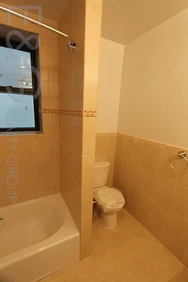 Rented by E and G Realty Group | media 27