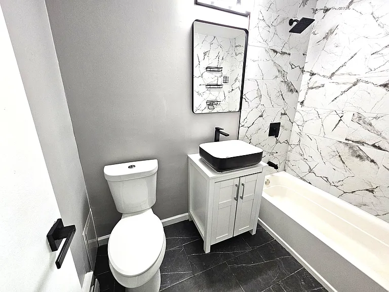 1260 Waverly Pl #3 — Photo 5