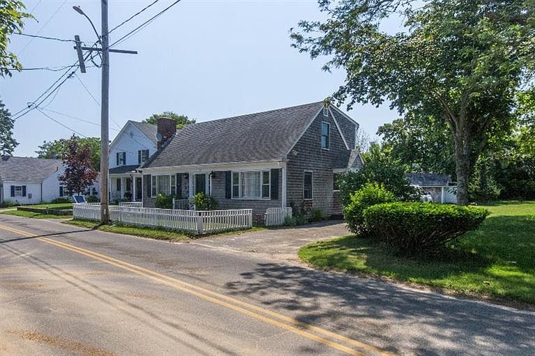 2nd image of 63 Peases Point North Way
